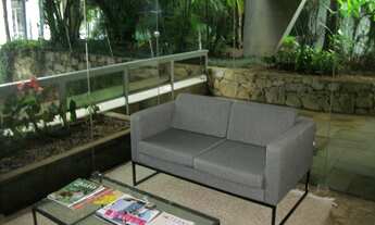 Imagem 3: Apto totalmente reformado - 2 dorm - 50m2 - 1 vaga - piscina. Otima localização Prox av 9