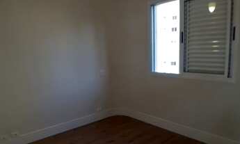 Imagem 6: Apto reformado - 01 dorm, cozinha com armarios, 40m² e 01 vaga de garagem - Otima localiza