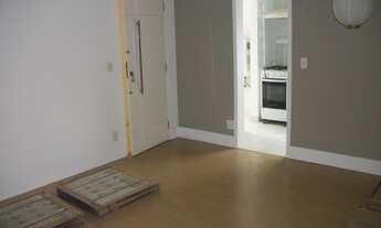 Imagem 7: Venda apto - 01 quarto, sala , iluminado, 60m2 - reformado - 01 quadra da Av Paulista e do