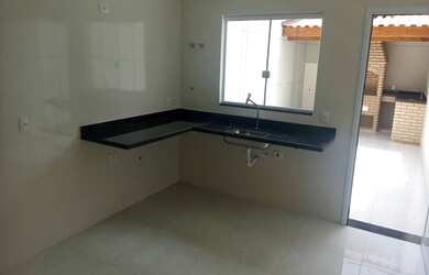 Imagem 2: Sobrado a Venda - NOVO - com 113m² , com 3 suítes , 02 vagas - Churrasqueira