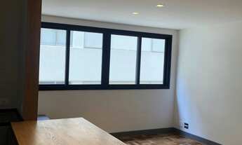 Imagem 7: Apto reformado - 02 dorm sendo 01 suite, 70m, 01 vaga, ar condicionado. _ 01quadra da Rua