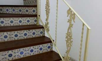 Imagem 7: Sobrado com 2 dormitórios com armários, sala 2 ambientes, WC mais lavabo, edícula, quintal