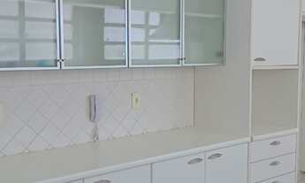 Imagem 7: Apto para locação - 160m² - 3 dorm sendo 1 suite - com ar condicionado novo - 2 vagas - pr