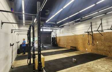 Imagem 4: Predio comercial - locação - Rua Cardeal Arco Verde - 200m de area total, pe direto de 4