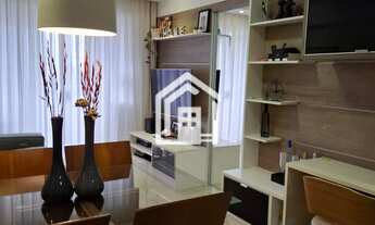 Imagem: Apartamento decorado com 3 quartos e varanda