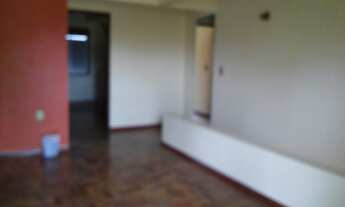 Imagem 4: Apartamento cobertura DUPLEX, bairro central em Uruguaiana. Pátio lateral e garagem