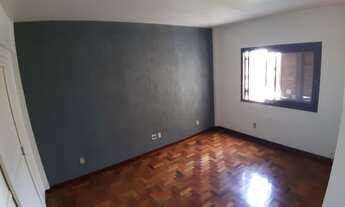 Imagem 5: 4 dormitórios, 1 suítes, 2 banheiro, 1 vaga na garagem, 200M² de Área Construída