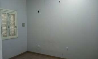 Imagem 7: 3 dormitórios, 1 banheiros, 2 vagas na garagem, 792M² de Área Construída, 792M² de Área To