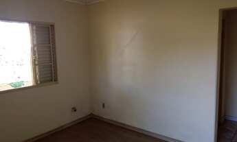 Imagem 7: 3 dormitórios, 2 banheiro, 3 vagas na garagem, 600M² de Área Construída, 600M² de Área Tot