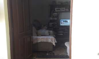 Imagem 5: 3 dormitórios, 2 banheiro, 4 vagas na garagem, 396M² de Área Construída, 396M² de Área Tot