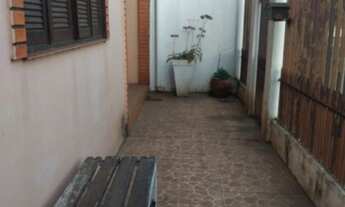 Imagem 4: 4 dormitórios, 1 banheiros, 4 vagas na garagem, 300M² de Área Construída, 300M² de Área To