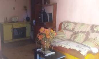 Imagem: 2 dormitórios, 1 banheiros, 1 vaga na garagem