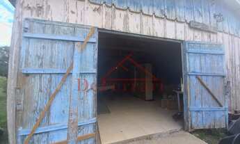 Imagem 2: 4 dormitórios, 3 banheiro, 1 vaga na garagem, 585M² de Área Construída, 585M² de Área Tota