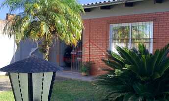 Imagem 3: 3 dormitórios, 2 banheiro, 4 vagas na garagem, 300M² de Área Construída, 300M² de Área Tot