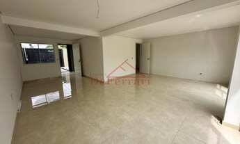 Imagem 5: 3 dormitórios, 1 suítes, 1 banheiros, 3 vagas na garagem, 250M² de Área Construída