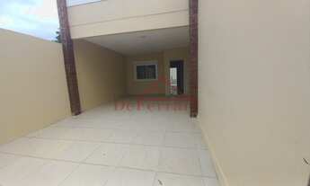 Imagem 2: 3 dormitórios, 1 suítes, 2 banheiro, 2 vagas na garagem