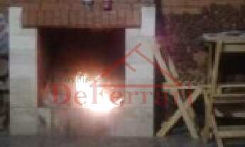 Imagem 2: 3 dormitórios, 3 banheiro, 369M² de Área Construída, 369M² de Área Total