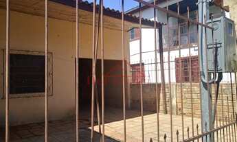 Imagem 4: 2 dormitórios, 1 banheiros, 2 vagas na garagem, 90M² de Área Construída, 300M² de Área Tot