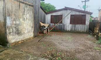 Imagem 4: 2 dormitórios, 1 banheiros, 2 vagas na garagem