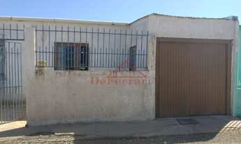 Imagem 2: 2 dormitórios, 1 banheiros, 2 vagas na garagem, 80M² de Área Construída, 150M² de Área Tot