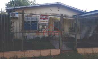 Imagem 2: 2 dormitórios, 1 banheiros, 2 vagas na garagem