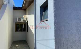 Imagem 3: 3 dormitórios, 1 suítes, 2 banheiro, 2 vagas na garagem