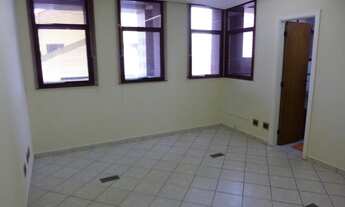 Imagem: 2 banheiro na Rua Bitencourt