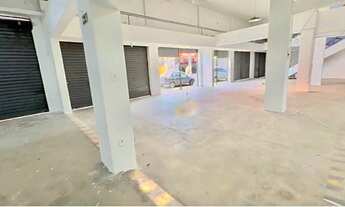 Imagem 2: Loja comercial para locação em Salvador-BA, bairro Nazaré: 3 salas, 3 banheiros, 654,96m²