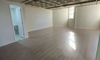 Imagem 7: Sala Comercial à Venda em Salvador-BA, Bairro Caminho das Árvores - 6 salas, 4 banheiros