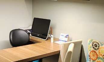 Imagem 5: Aluguel de Sala Comercial com 2 Banheiros e 2 Vagas de Garagem na Paralela, Salvador-BA