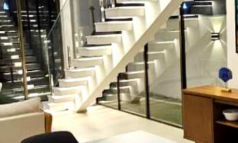 Imagem 2: Casa de Luxo em Condomínio à Venda em Guarajuba, Camaçari-BA: 8 Quartos, 7 Suítes, 3 Salas