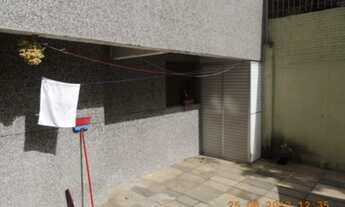 Imagem 2: 2 dormitórios, 1 banheiros, 1 vaga na garagem, 61M² de Área Construída