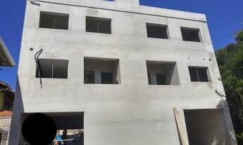 Imagem 4: Sobrado Triplex 03 dormitórios (01 suíte) a venda no bairro Moinho de Ventos - Caxias do S