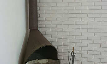 Imagem 4: Casa com 04 dormitórios (01 suíte), com pátio amplo para venda no bairro Desvio Rizzo, em