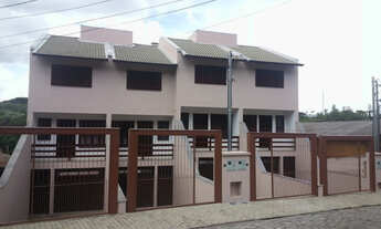 Imagem 1: Sobrado Triplex a venda - 02 dormitórios e 02 vagas - Ana Rech, Caxias do Sul