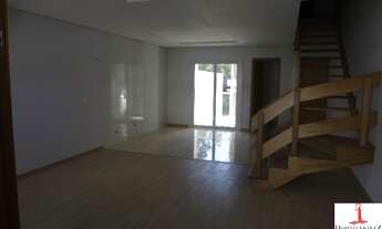 Imagem 2: Sobrado a venda no bairro Colina Sorriso - 03 dormitórios (01 suíte) e 02 vagas de garagem