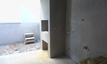 Imagem 4: Sobrado Triplex 2 dormitórios a venda no bairro São Luiz - Caxias do Sul