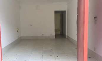 Imagem 3: 3 dormitórios, 2 banheiro, 2 vagas na garagem, 156M² de Área Construída, 156M² de Área Tot