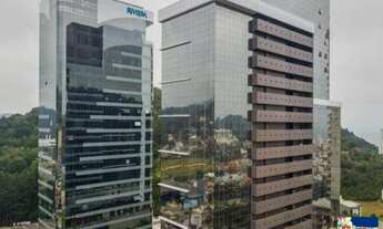 Imagem 2: HOTEL HILTON GARDEN INN - PRAIA BRAVA - SUÍTE DE 27 M² - PREÇO DE OCASIÃO - UNIDADE DE INV