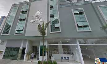 Imagem 3: RESIDENCIAL PORTO DI NAPOLI - APARTAMENTO DIFERENCIADO - 03 SUÍTES - MOBILIADO - NA RUA 31