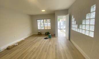 Imagem 4: CASA NA PRAIA DOS AMORES - 03 DORMITÓRIOS - COM TERRENO DE 450M²