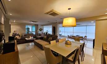 Imagem 3: A 5ª Avenida Imóveis selecionou essa belíssima unidade no Edf. SOLAIRE - Ladeira da Barra