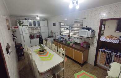 Imagem 4: Casa para Venda (8 metros de frente)-130m², Socorro, S.P.- 3 dormitórios sendo 1 suíte, 1