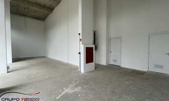 Imagem 2: Loja/ Salão/ Ponto comercial - Locação - Jardim Caravelas, S.P. - 196 m², 2 salões, pé-di