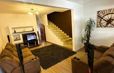 Imagem 2: Casa - Nova - Venda - Brooklin, S.P. - 210m², 4 andares, 3 dormitórios sendo 1 suíte, 5 WC