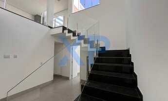 Imagem 2: Cobertura à venda em Divinópolis-MG, bairro Manoel Valinhas: 3 quartos, 1 suíte, 2 banheir