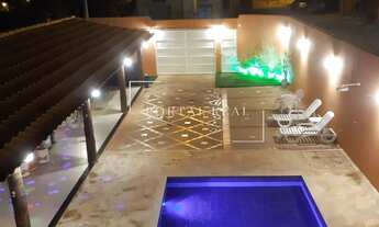 Imagem: Casa com piscina a venda