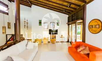 Imagem 4: 3 dormitórios, 1 suítes, 2 banheiro, 6 vagas na garagem