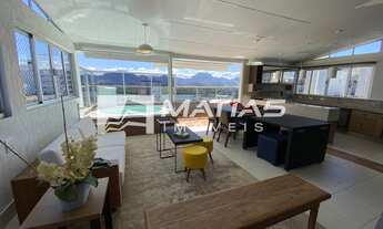 Imagem 2: COBERTURA DUPLEX DECORADA COM VISTA PARA O MAR NO CENTRO