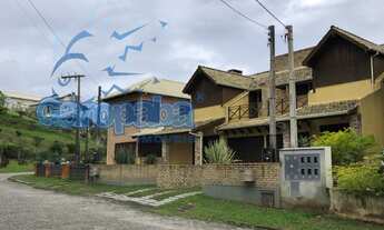 Imagem 2: Casa de 3 quartos , split, com suíte e 2 vagas de garagem em Garopaba-SC, bairro Morrinhos